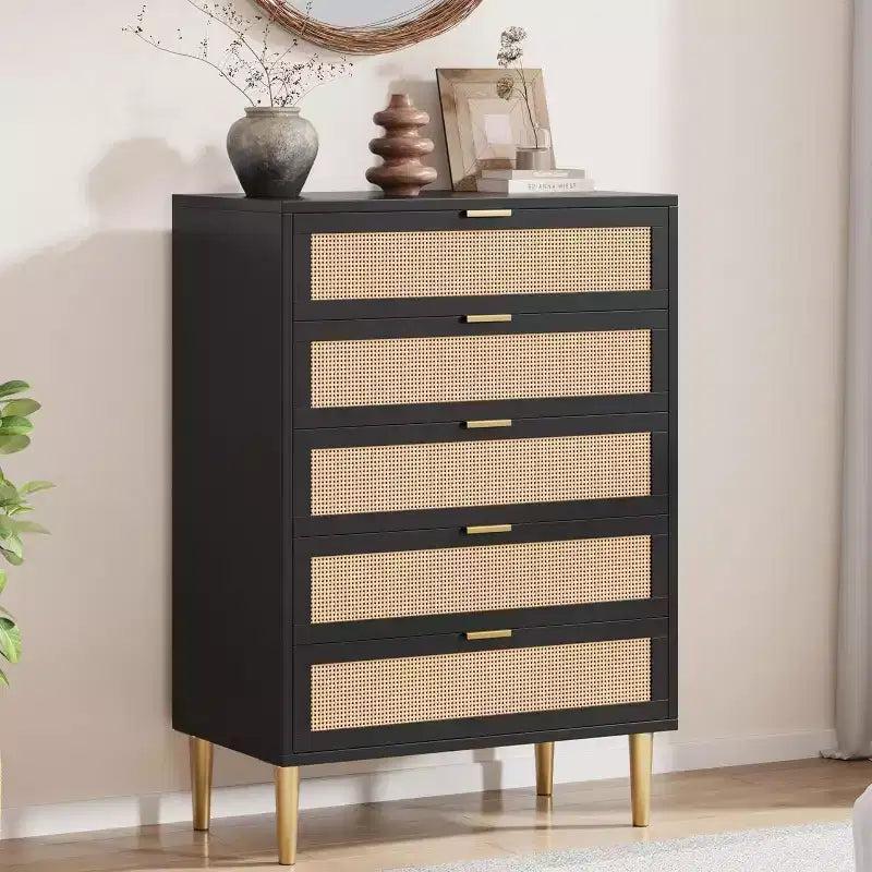 Commode haute en rotin à 5 tiroirs – Rangement vertical peu encombrant avec des accents métalliques